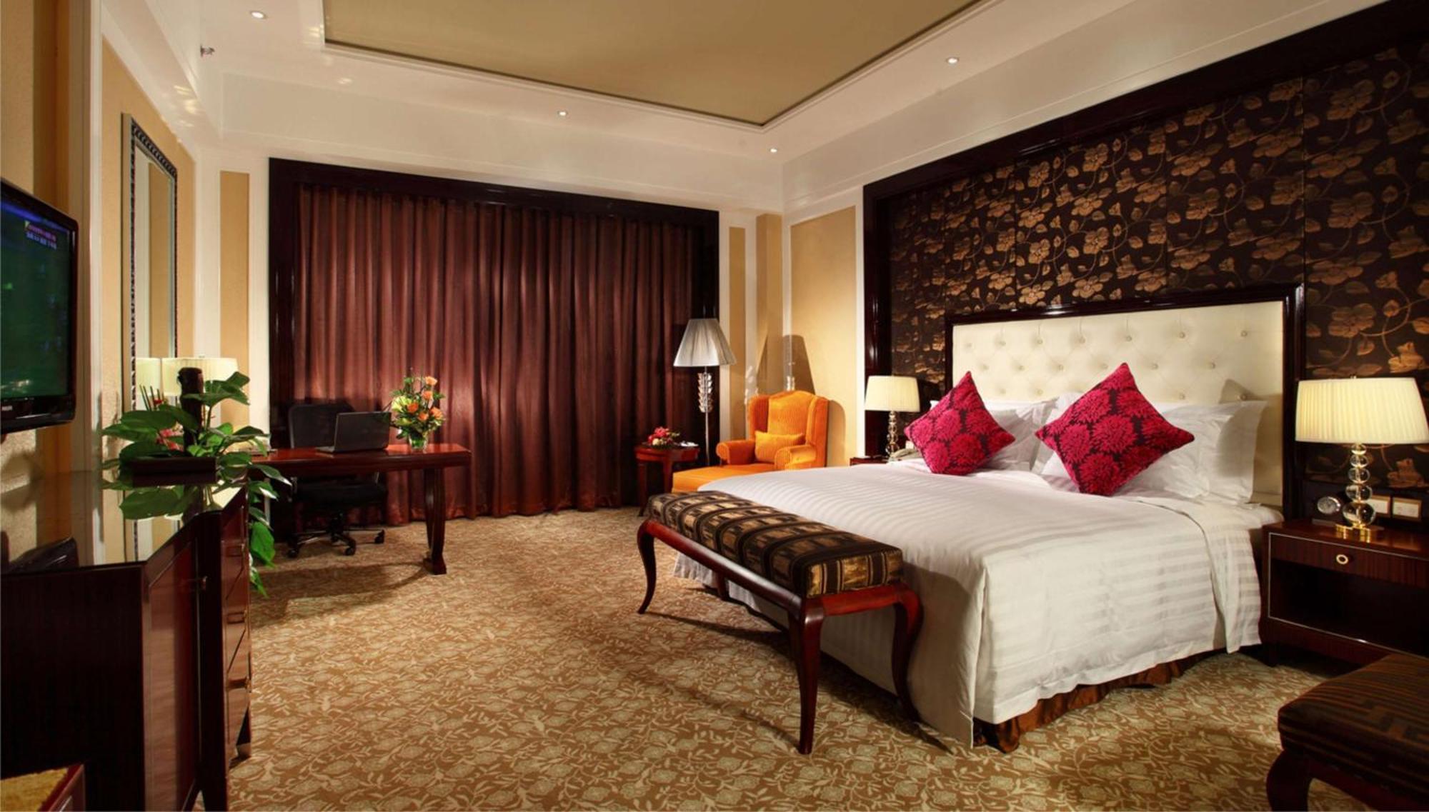 Wyndham Grand Plaza Royale Palace Chengdu Exteriör bild