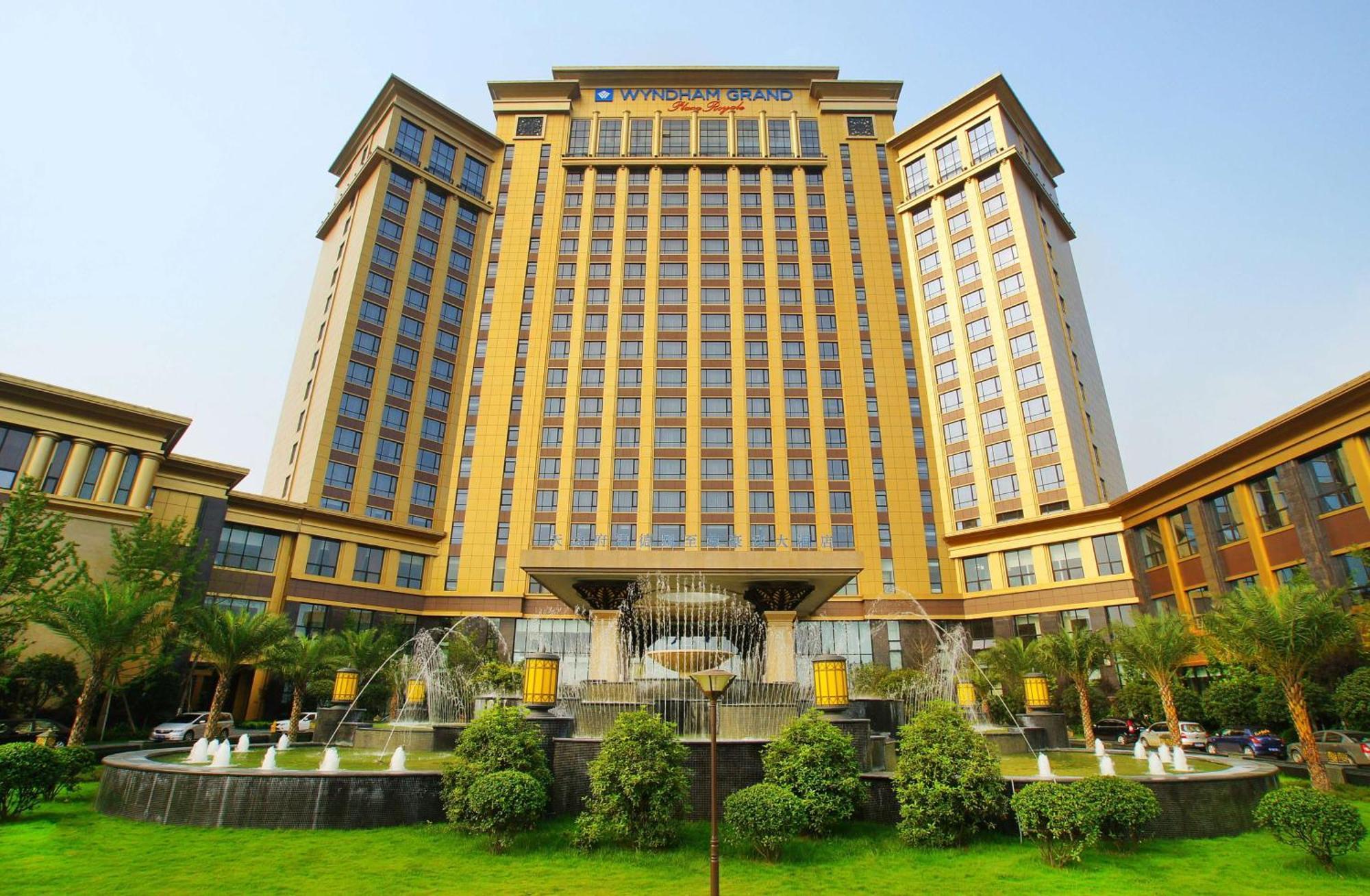 Wyndham Grand Plaza Royale Palace Chengdu Exteriör bild