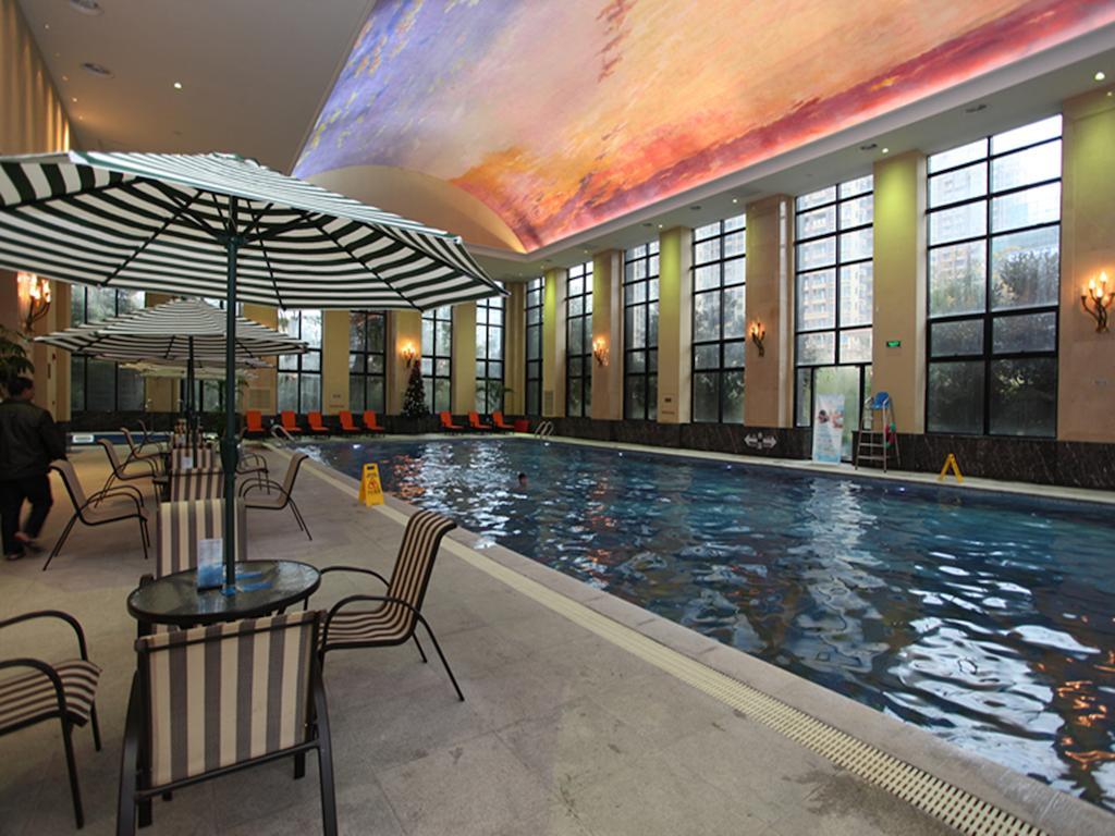 Wyndham Grand Plaza Royale Palace Chengdu Exteriör bild