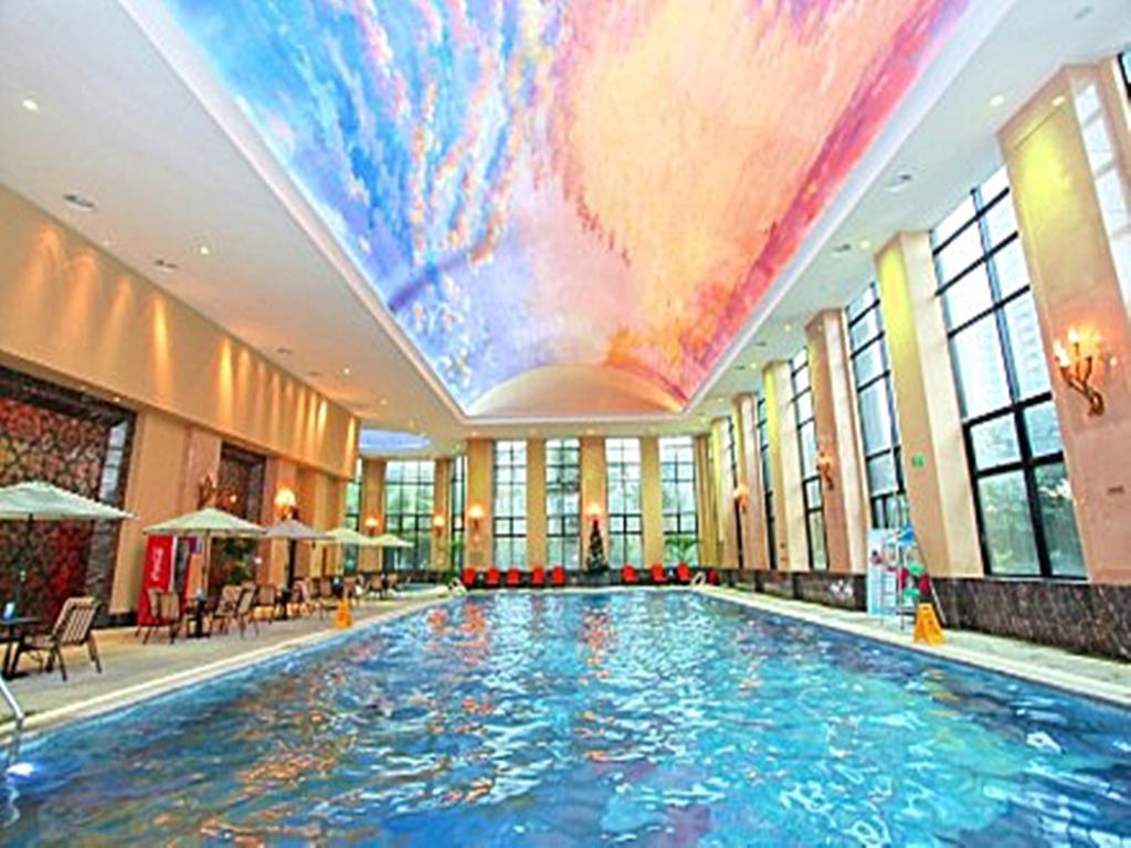 Wyndham Grand Plaza Royale Palace Chengdu Exteriör bild