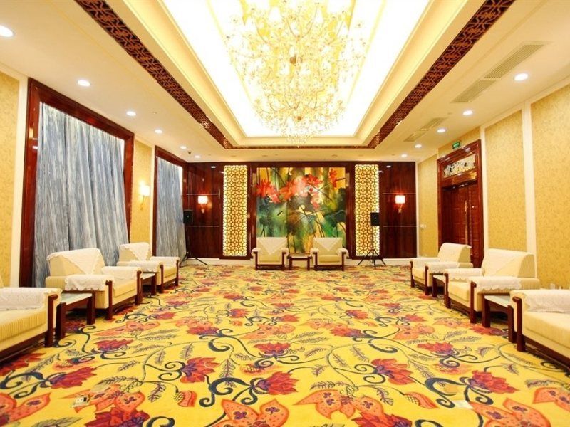 Wyndham Grand Plaza Royale Palace Chengdu Exteriör bild