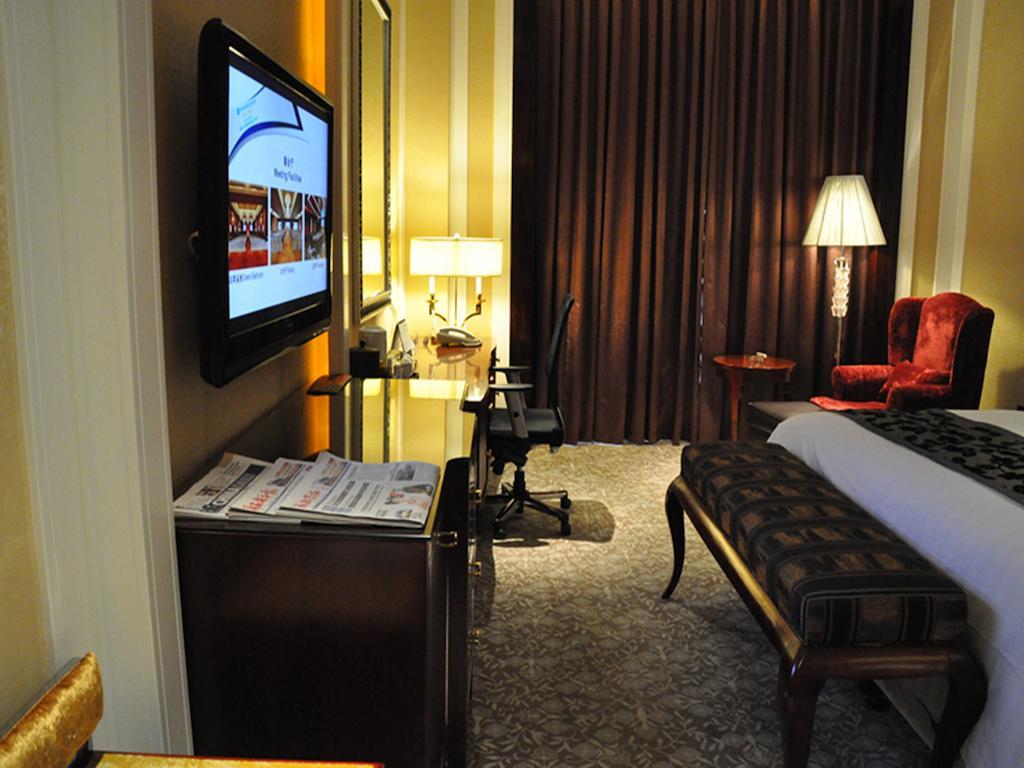 Wyndham Grand Plaza Royale Palace Chengdu Exteriör bild